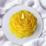 Sculptural Peony Candle
